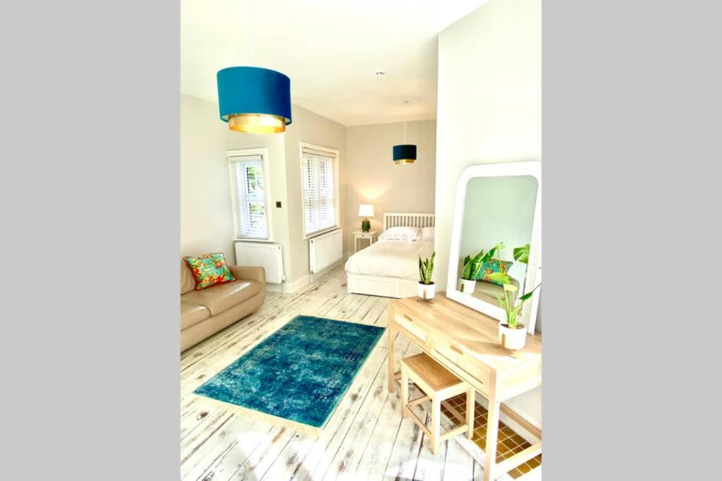 Cleveland House - Perfect For Beaches And Town. Борнмут Екстер'єр фото