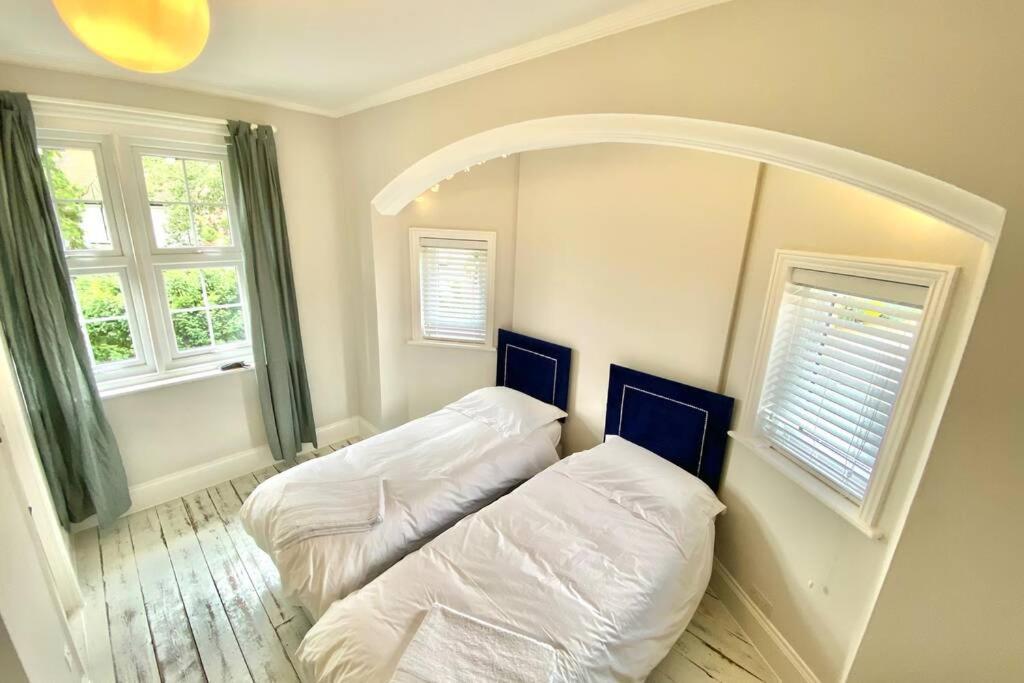 Cleveland House - Perfect For Beaches And Town. Борнмут Екстер'єр фото